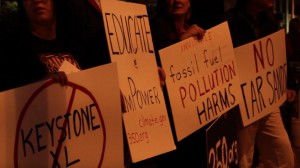 imageNov07gt481ProtestKeyst