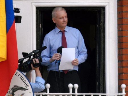 āFree Julian Assange!ā Say Latin Americaās Leftist Leaders