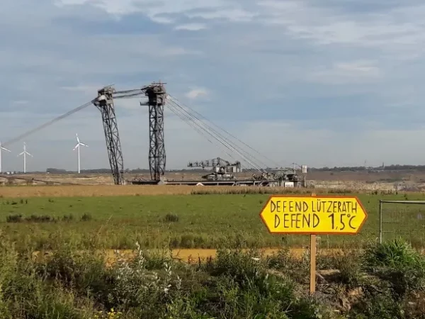 Eviction in Lüetzerath – Cops Enforcing Climate Catastrophe