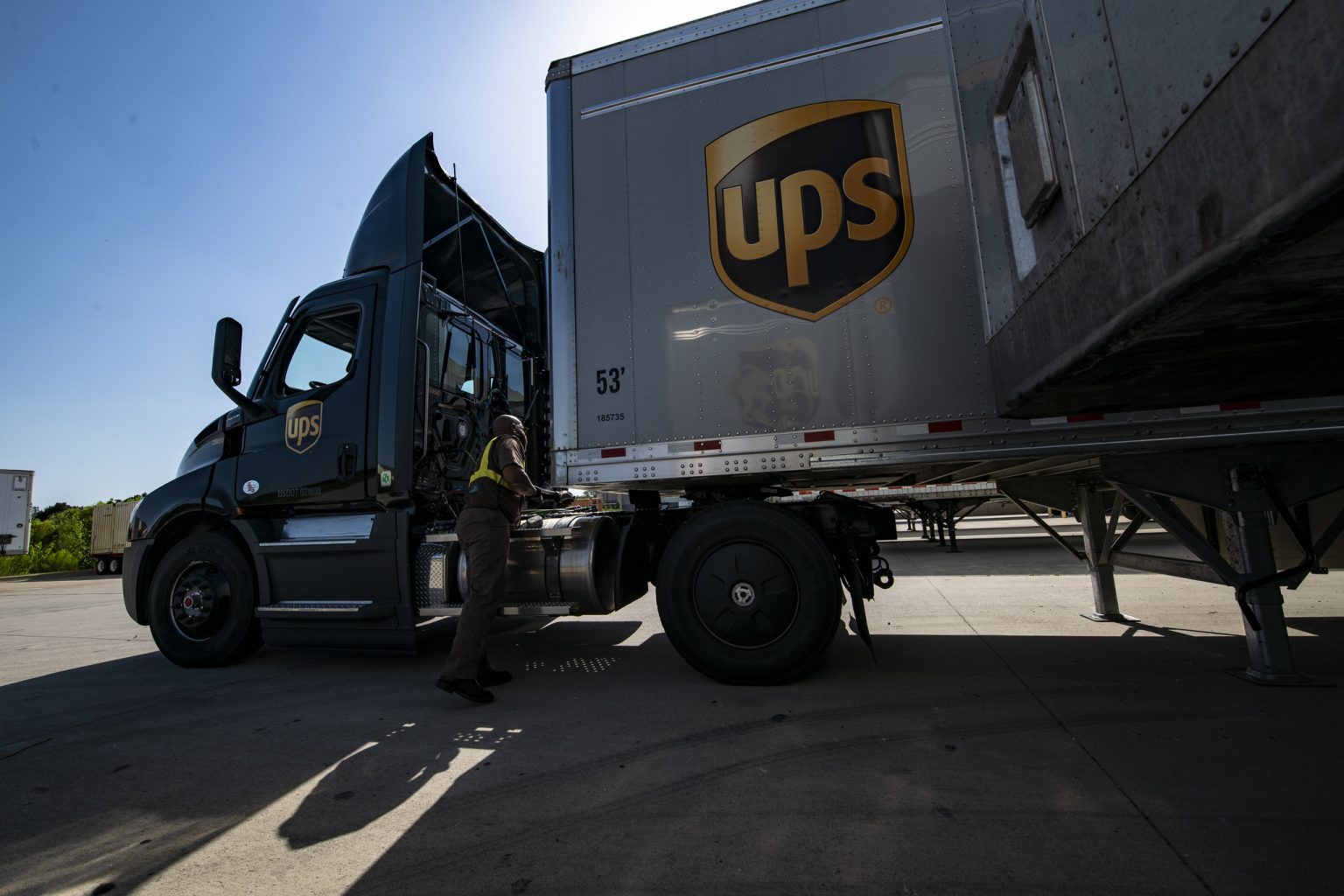 Inside the Teamsters’ Preparations for a UPS Strike