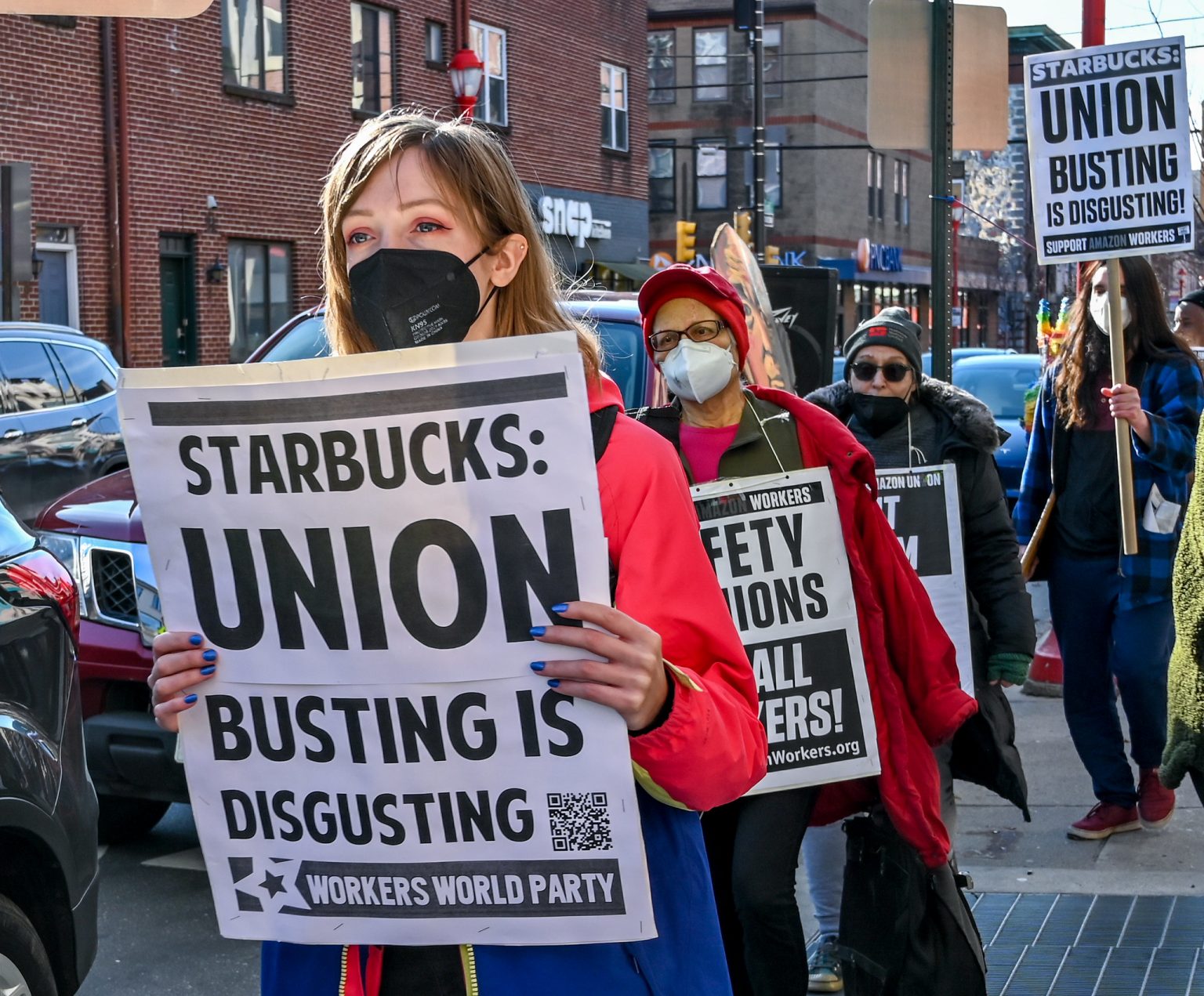 On The Long Road To Organizing a Starbucks Union