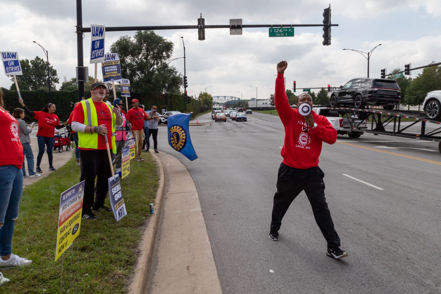 The UAW Decided to Use a Novel Strike Strategy. It’s Working.