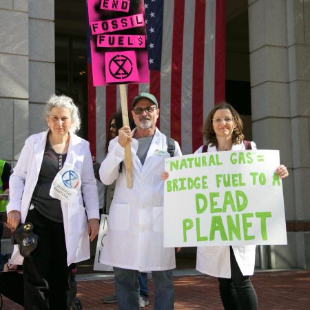 Yet More Boondoggles: Extracting Carbon Dioxide from the Air, Mining Asteroids
