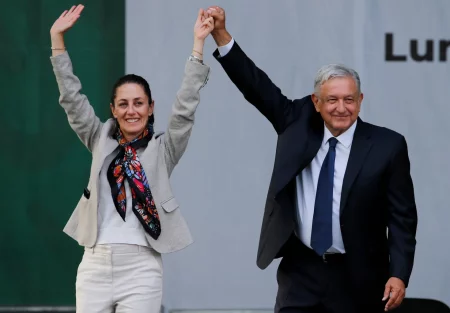 Radical Transformation or Change? ā A Critical Assessment of Mexicoās First Progressive Government