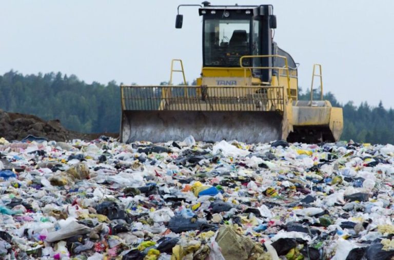 Troubled by Spreading Landfill Pollution, a Long Island Community Demands Action