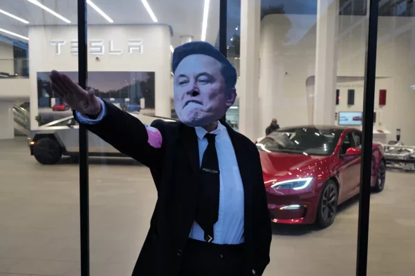 ‘A Huge Scandal’: Internal Doc Exposes Trump-Musk Hunt for Social Security Fraud as a Sham