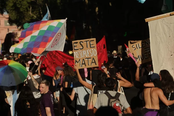 Anti-Fascist Pride Pushes Against Precarity, Violence in Argentina
