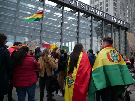 Self Organization in Bolivia Shows How to Fight the Far Right Internationally