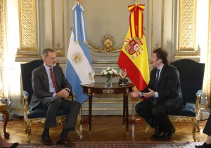 Visita de SM el rey Felipe VI a la Argentina en ocasión de la jura de Javier Milei 5